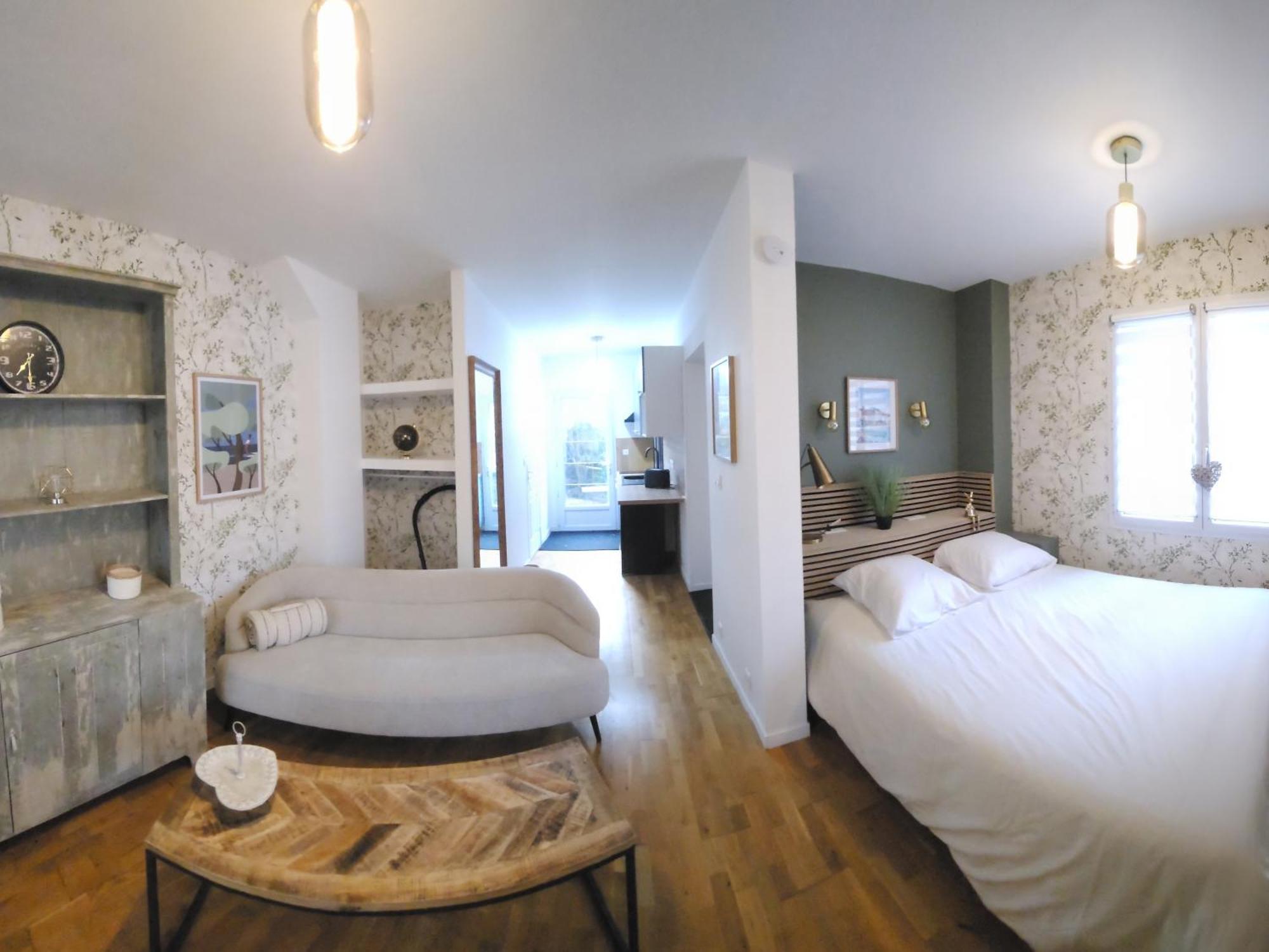 Les Hortensias Blancs Appartement *